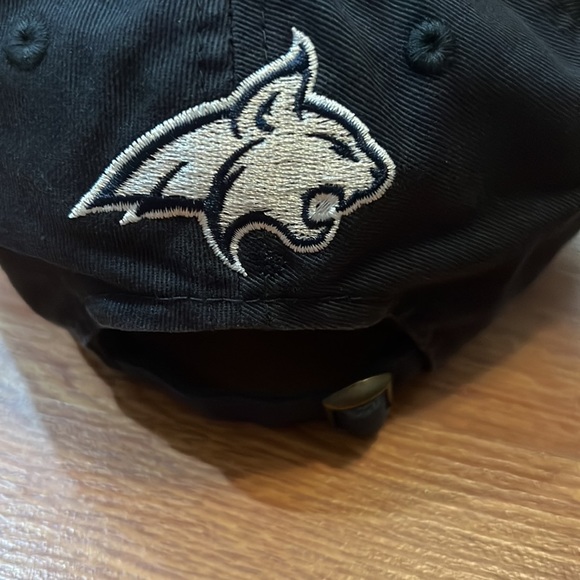 Womens hat - Picture 3 of 3